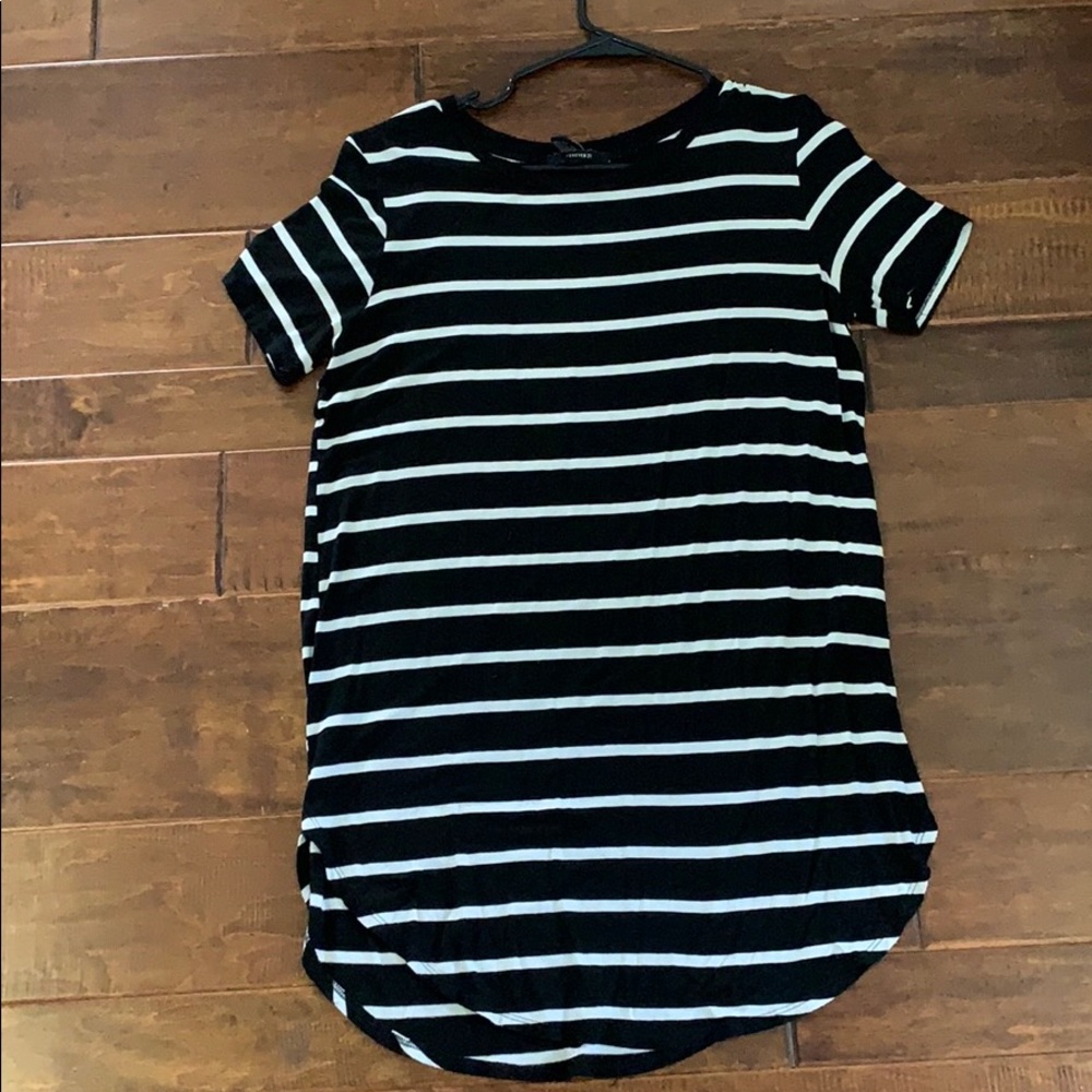 FOREVER 21 T-SHIRT DRESS